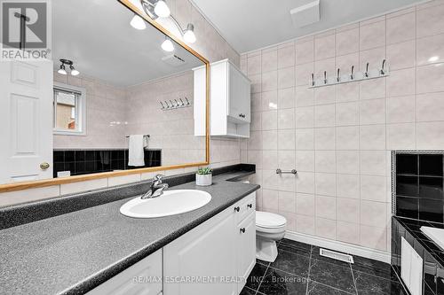 26 Spadara Drive, Hamilton, ON - Indoor Photo Showing Bathroom