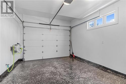 26 Olde School Court, St. Catharines, ON - Indoor Photo Showing Garage