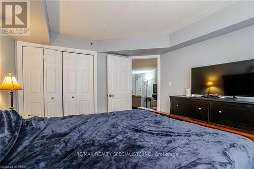 107 - 4003 Kilmer Drive, Burlington, ON - Indoor Photo Showing Bedroom
