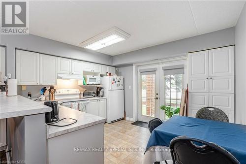 107 - 4003 Kilmer Drive, Burlington, ON - Indoor Photo Showing Kitchen