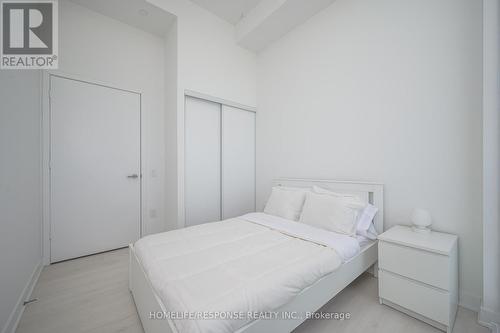 5908 - 3900 Confederation Parkway, Mississauga, ON - Indoor Photo Showing Bedroom