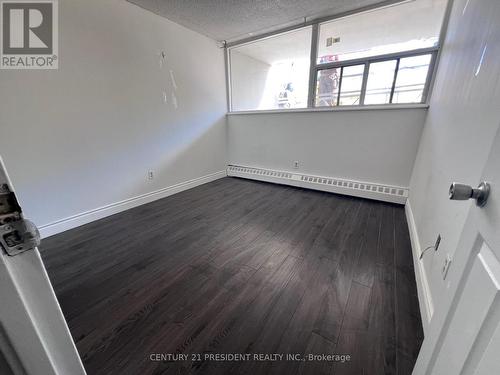 #505 -2121 Roche Crt, Mississauga, ON - Indoor Photo Showing Other Room