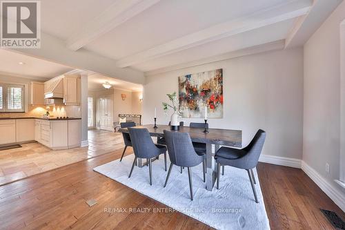 1239 Stavebank Rd, Mississauga, ON - Indoor Photo Showing Dining Room