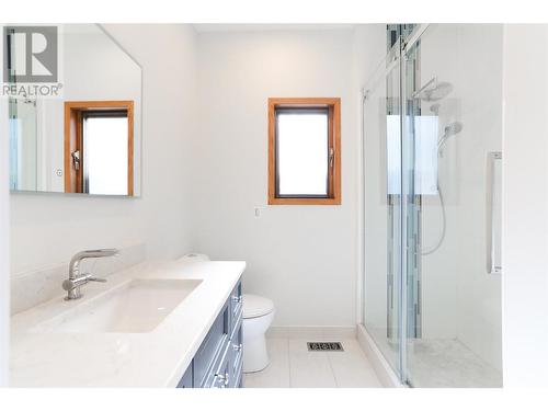 546 Vintage Terrace Road, Kelowna, BC - Indoor Photo Showing Bathroom