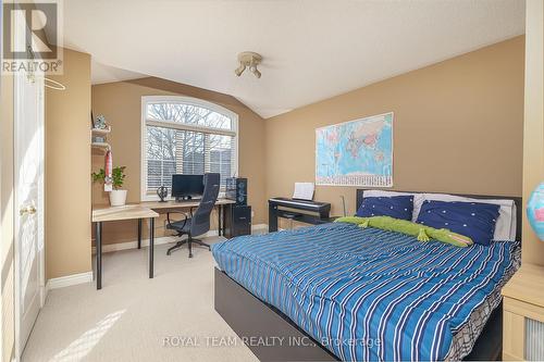 68 Canelli Heights Crt, Vaughan, ON - Indoor Photo Showing Bedroom