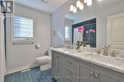 68 Canelli Heights Crt, Vaughan, ON - Indoor Photo Showing Bathroom