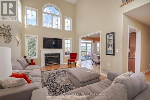 68 Canelli Heights Court, Vaughan, ON - Indoor Photo Showing Living Room With Fireplace
