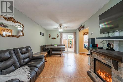 #48 -165 Kozlov St, Barrie, ON - Indoor Photo Showing Living Room With Fireplace