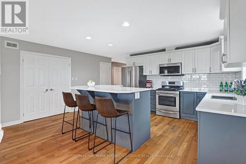 2059 Sideroad 5, Ramara, ON - Indoor Photo Showing Kitchen With Upgraded Kitchen
