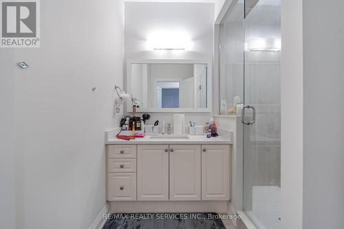 63 Jazzberry Rd, Brampton, ON - Indoor Photo Showing Bathroom