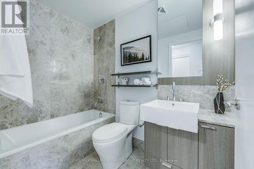 #1504 -88 Blue Jays Way, Toronto, ON - Indoor Photo Showing Bathroom
