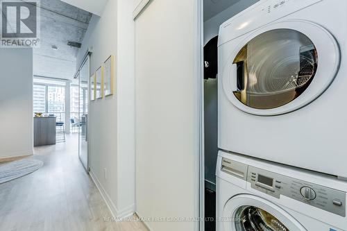 #1504 -88 Blue Jays Way, Toronto, ON - Indoor Photo Showing Laundry Room