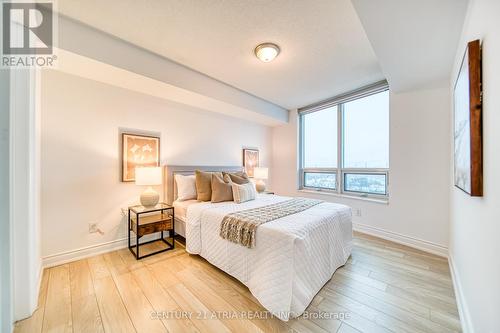 620 - 25 Greenview Avenue, Toronto (Newtonbrook West), ON - Indoor Photo Showing Bedroom