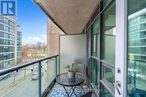 #305 -219 Fort York Blvd, Toronto, ON - Outdoor With Exterior