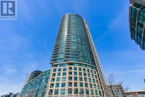 #305 -219 Fort York Blvd, Toronto, ON - Outdoor With Facade