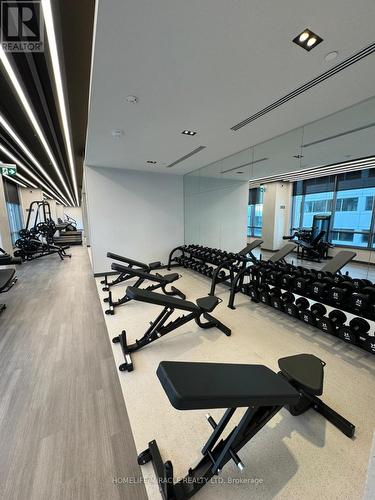 #302 -108 Peter St, Toronto, ON - Indoor Photo Showing Gym Room