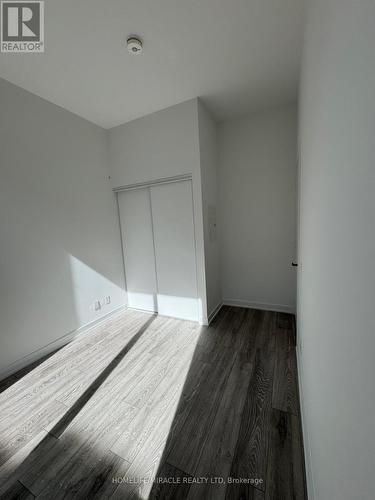 #302 -108 Peter St, Toronto, ON - Indoor Photo Showing Other Room