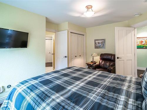 2225 Chelsea Pl, Nanoose Bay, BC - Indoor Photo Showing Bedroom