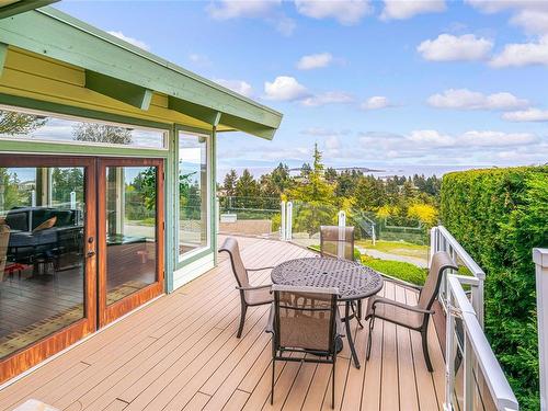 2225 Chelsea Pl, Nanoose Bay, BC - Outdoor With Deck Patio Veranda With Exterior