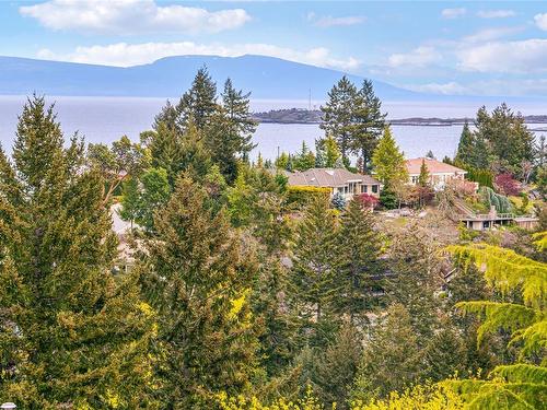 2225 Chelsea Pl, Nanoose Bay, BC - Outdoor With View