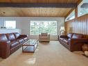 2007 Pelly Pl, Oak Bay, BC  - Indoor Photo Showing Living Room 