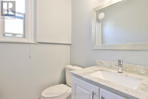 1563/65 Kingston Rd, Toronto, ON - Indoor Photo Showing Bathroom