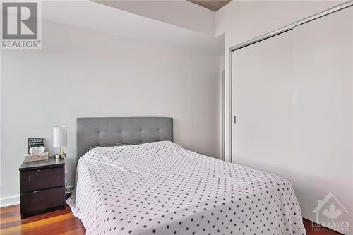 324 Laurier Avenue W Unit#1708, Ottawa, ON - Indoor Photo Showing Bedroom