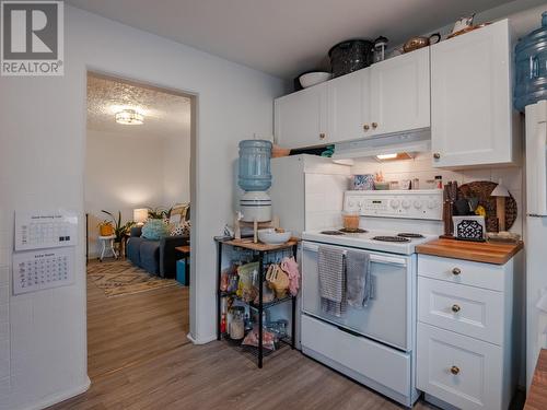 259 Conklin Avenue, Penticton, BC - Indoor Photo Showing Kitchen