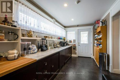 81 Henry Street, Quinte West, ON - Indoor Photo Showing Kitchen
