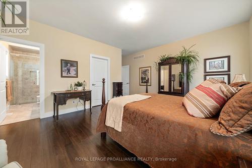 26 Rowan Place, Quinte West, ON - Indoor Photo Showing Bedroom