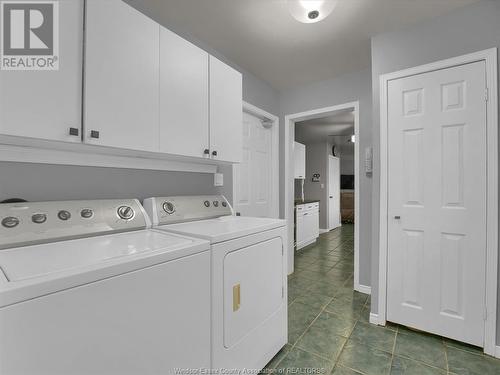 186 Terra Lou, Belle River, ON - Indoor Photo Showing Laundry Room