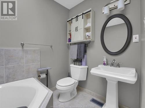 186 Terra Lou, Belle River, ON - Indoor Photo Showing Bathroom
