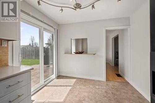 31 Archer Cres, London, ON -  Photo Showing Other Room