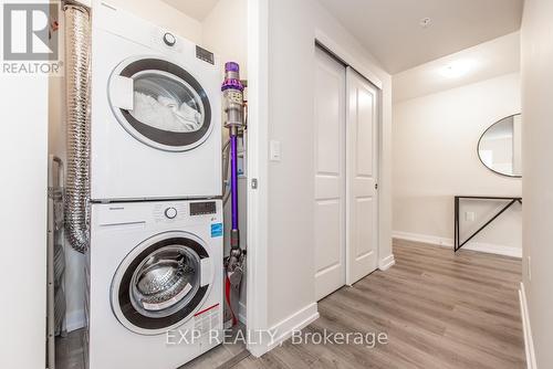 717 - 121 Highway 8 Road, Hamilton, ON - Indoor Photo Showing Laundry Room