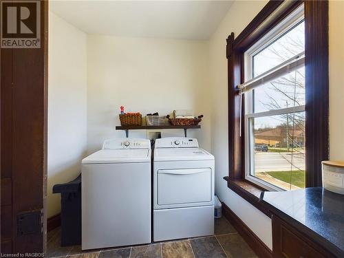 171 Victoria Street, Clinton, ON - Indoor Photo Showing Laundry Room