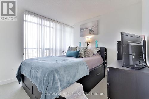 905 - 33 Singer Court, Toronto, ON - Indoor Photo Showing Bedroom