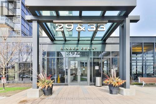 905 - 33 Singer Court, Toronto (Bayview Village), ON - Outdoor