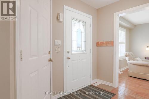 134 Victoria Ave N, Kawartha Lakes, ON - Indoor Photo Showing Other Room