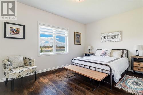 5611 Doran Creek Drive, Iroquois, ON - Indoor Photo Showing Bedroom