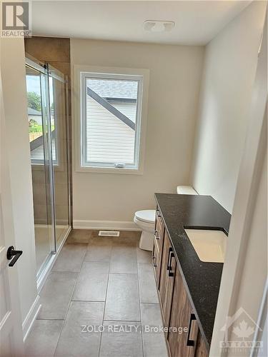 752 Walton Street, Cornwall (717 - Cornwall), ON - Indoor Photo Showing Bathroom