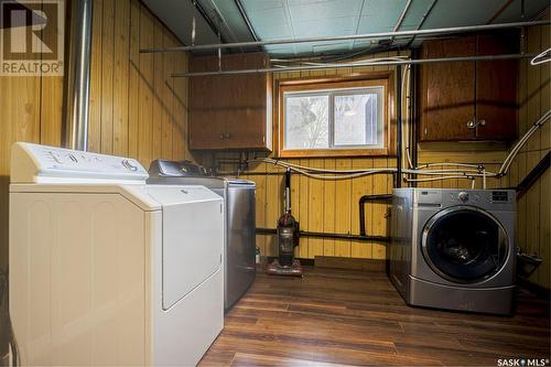 331 Y Avenue S, Saskatoon, SK - Indoor Photo Showing Laundry Room