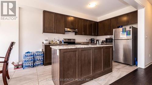 54 - 166 Deerpath Drive, Guelph, ON - Indoor Photo Showing Kitchen