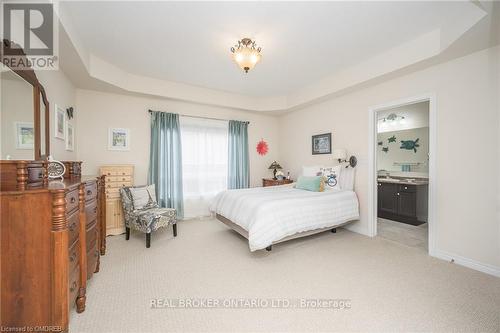 4413 Mann St, Niagara Falls, ON - Indoor Photo Showing Bedroom