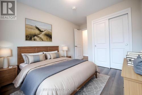 17 - 288 Glover Road E, Hamilton, ON - Indoor Photo Showing Bedroom