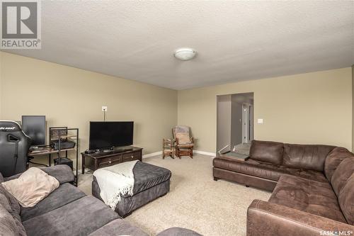 78 Orr Drive, Melfort, SK - Indoor Photo Showing Living Room