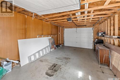 1119 Elgin Avenue, Moose Jaw, SK - Indoor Photo Showing Garage