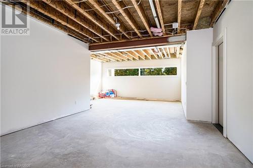 Future Guy, Ski tuning or storage - 147 Blue Jay Crescent, Grey Highlands, ON - Indoor Photo Showing Other Room