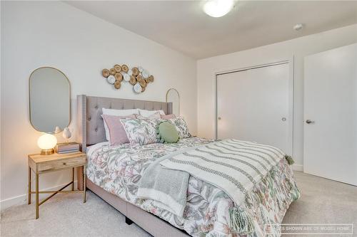 20 Anna Capri Drive|Unit #19, Hamilton, ON - Indoor Photo Showing Bedroom