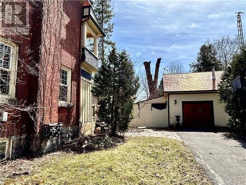 2 storey Carriage House - 94 King Street, Chesterville, ON - Outdoor