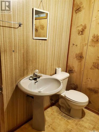 300 Cheri Drive, Nipawin, SK - Indoor Photo Showing Bathroom